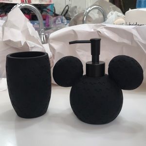 Mickey Mouse Handsoap Dispenser Set